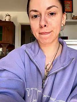 Luccreccia_ 라이브 XXX 채팅