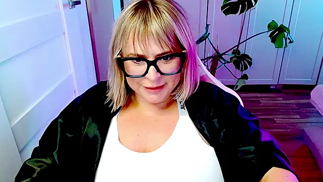 teaseDiana's Live XXX Chat