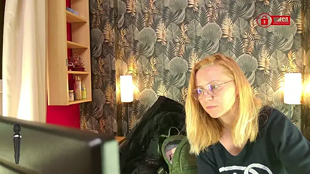 BigBoobsARRI's Live XXX Chat