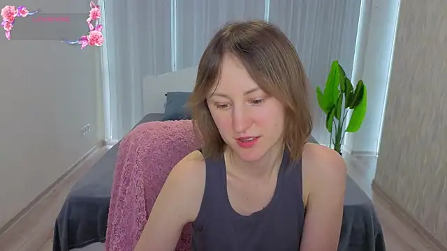 LuluChiiii's Live XXX Chat