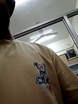 Webkamerová show Parm_randhawa