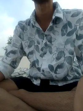 its_coco72 Show in webcam