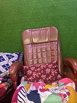 CUTI-NAINA 现场XXX聊天