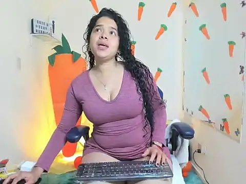 alexa-cooper- Adlı Modelin Canlı XXX Sohbeti