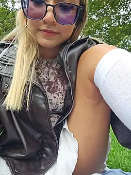 Pretty_roxxyy Adlı Modelin Canlı XXX Sohbeti