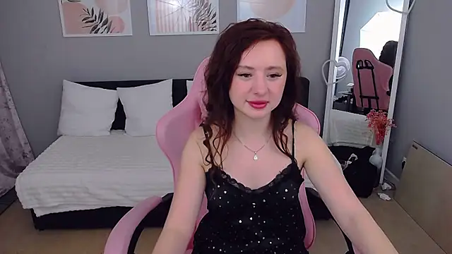 ReginaLorey Adlı Modelin Canlı XXX Sohbeti