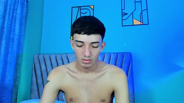 Maikol_Ortiz Chat XXX in diretta