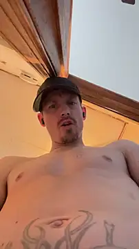 KBONE36: διαδικτυακό σόου στην κάμερα