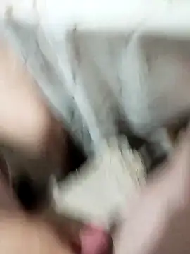 parasexucat Adlı Modelin Canlı XXX Sohbeti