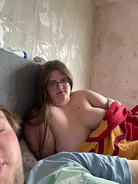 Czat XXX na żywo – CurvyPaar2