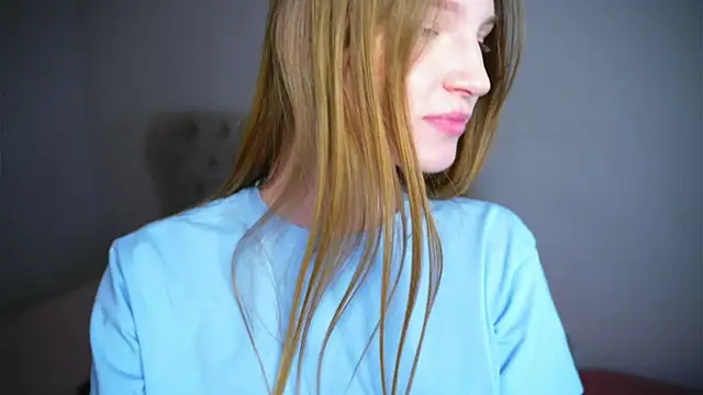 KarieEisenberg Adlı Modelin Canlı XXX Sohbeti