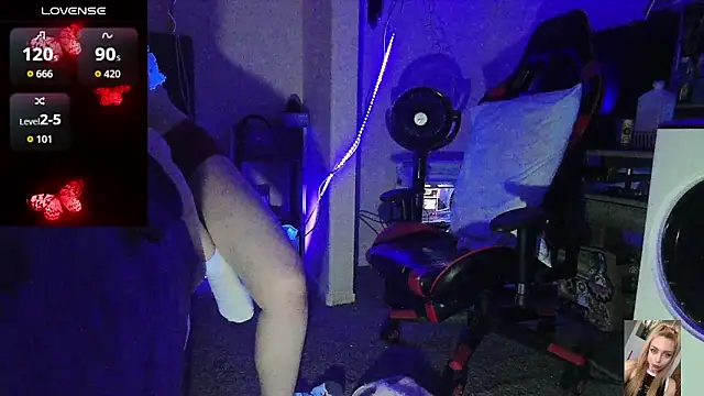 Blondiewithanass – Live XXX-chat