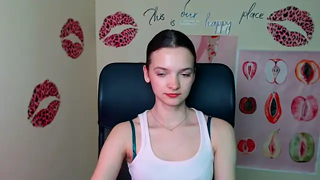 _SusieSu_'s Live XXX Chat