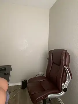 Fathero1time 即時 XXX 聊天