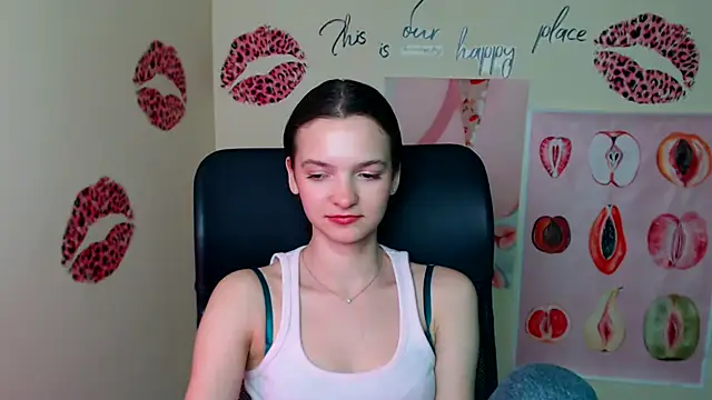 _SusieSu_'s Live XXX Chat