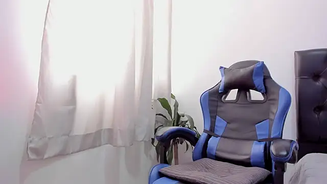 doublefun24 élő XXX-chatje