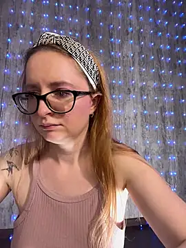 Živý XXX chat coy_girl_