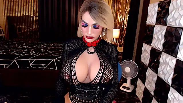 Webkamerová show MonstrousCockDiva