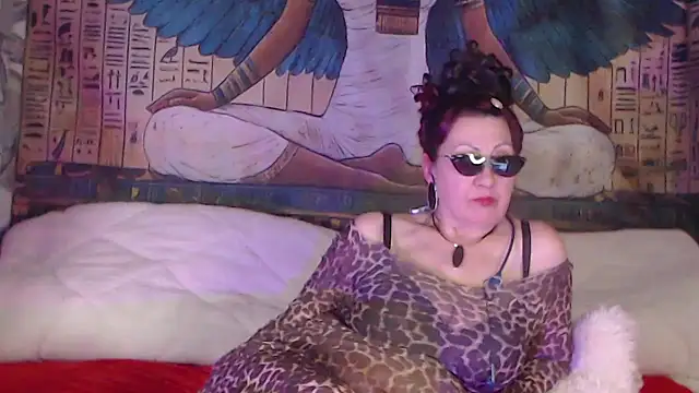 NightOrhideya Live XXX Chat