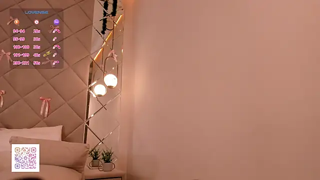 CharlotteMitchell: онлайн-секс-чат