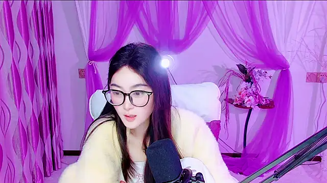 Tili-668's Live XXX Chat