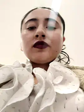 _Sarah-Office1n Webbikameraesitys