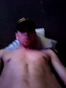 Show modela Agusbrown na web-kameri