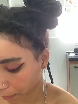 Lillith_Bloom Chat XXX in diretta