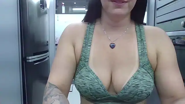 Show de Laura_81 na webcam