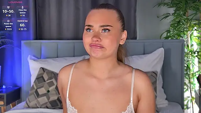 Czat XXX na żywo – MonicaWestt