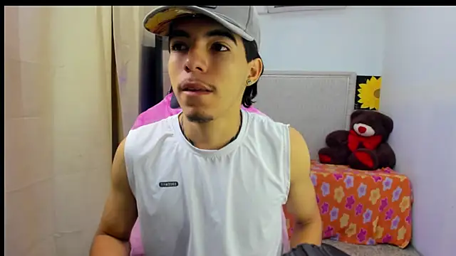 Bad_bunnyy_: απευθείας συνομιλία ΧΧΧ