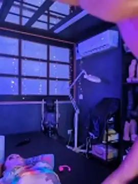 XXX chat uživo modela DarkDea