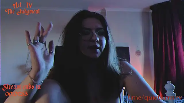 Laura_Karamazov Live XXX-chat