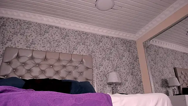 EmeelyMuller Live XXX-chat