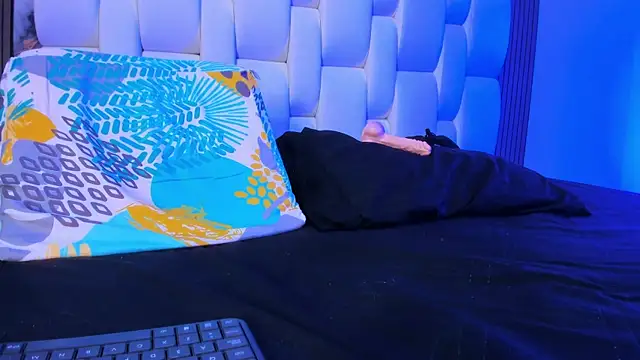 alisstarr Show in webcam