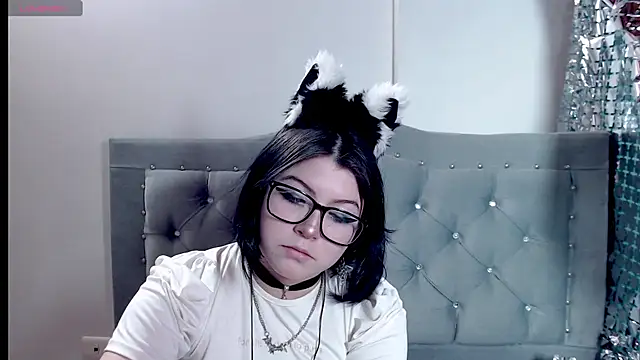 Ginebra_Sensual's Live XXX Chat