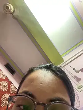 Sandhya_77 Live XXX Chat