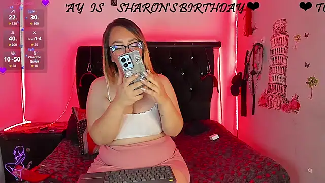 katieeandsharonn's Live XXX Chat