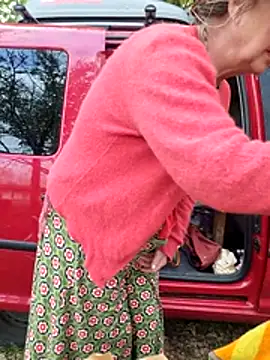 Hot-Muci: онлайн-секс-чат