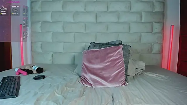 HollyGrey_のライブXXXチャット