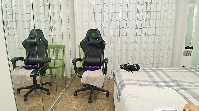 __Nina's Webcam Show