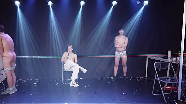 XXX chat uživo modela BTS-007