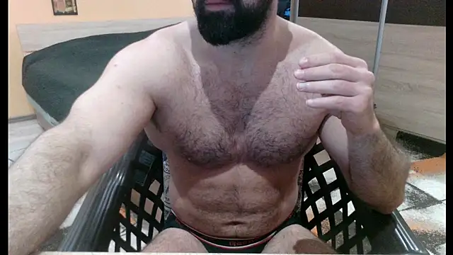 Show modela alieninhumanbody1 na web-kameri