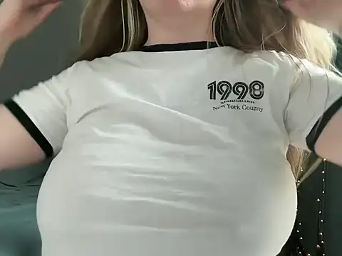 OliviaBayLiveTv's Live XXX Chat