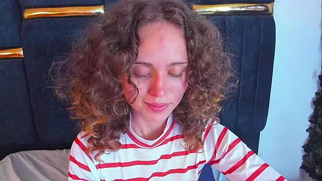 fulfill_fantasies1 Adlı Modelin Canlı XXX Sohbeti