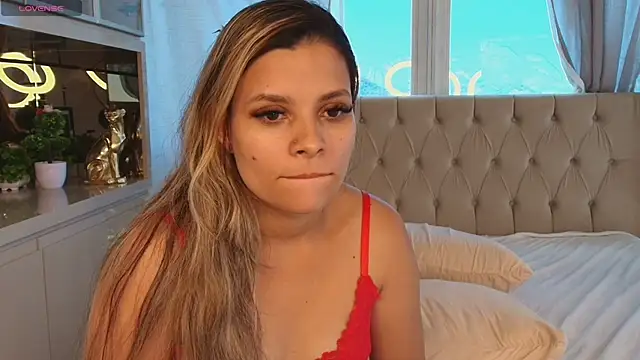 Florence_Ford Adlı Modelin Canlı XXX Sohbeti