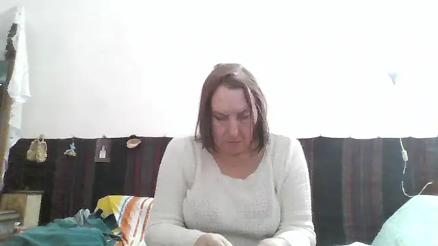 AnnaLive570's Webcam Show