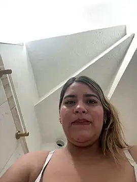 Amira_Malia – Live XXX-chat