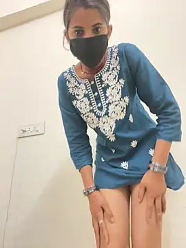 Pooja_Love143 Show in webcam