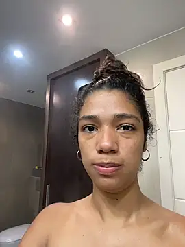 Show de MikaScarlet na webcam